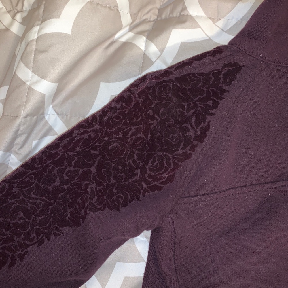 Lululemon Jacket - Picture 3 of 4